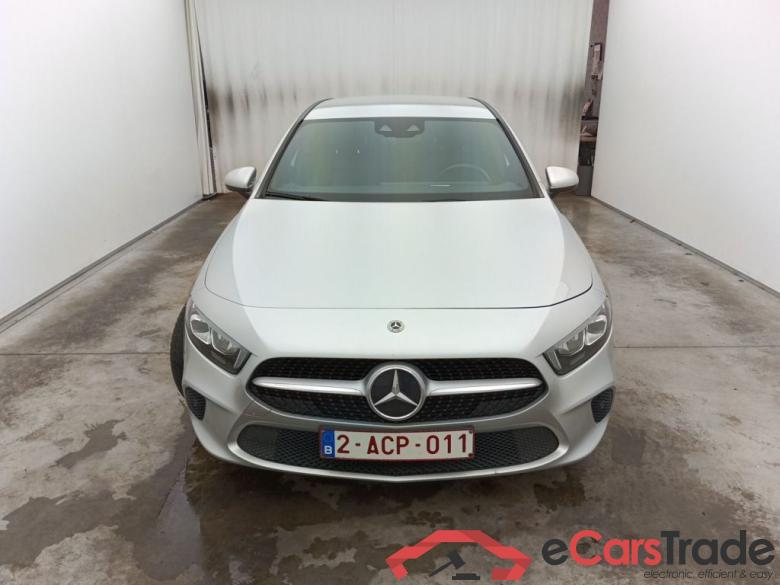 Mercedes-Benz A-Klasse A 180 d DCT Business Solution 5d #1
