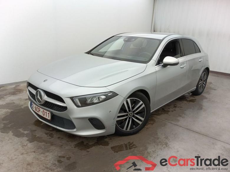 Mercedes-Benz A-Klasse A 180 d DCT Business Solution 5d #3