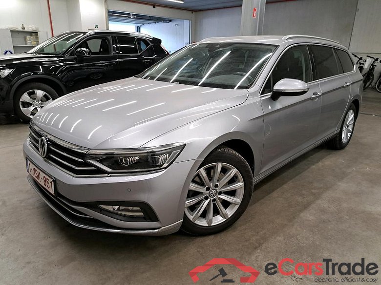 VOLKSWAGEN - VW  PASSAT VARIANT TDI 120PK DSG7 Elegance Business #1