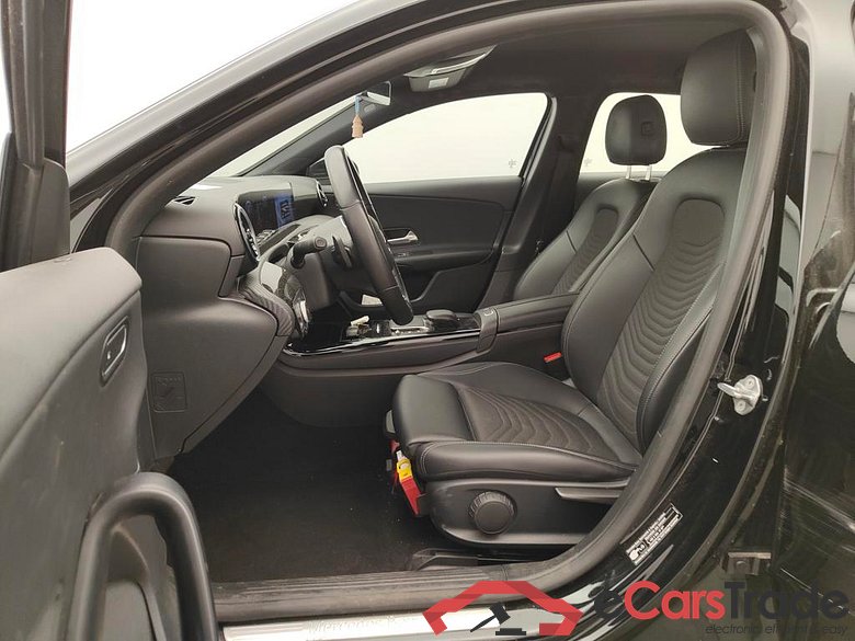 Mercedes-Benz A-Klasse A 180 d Business Solution Aut. 5d #6