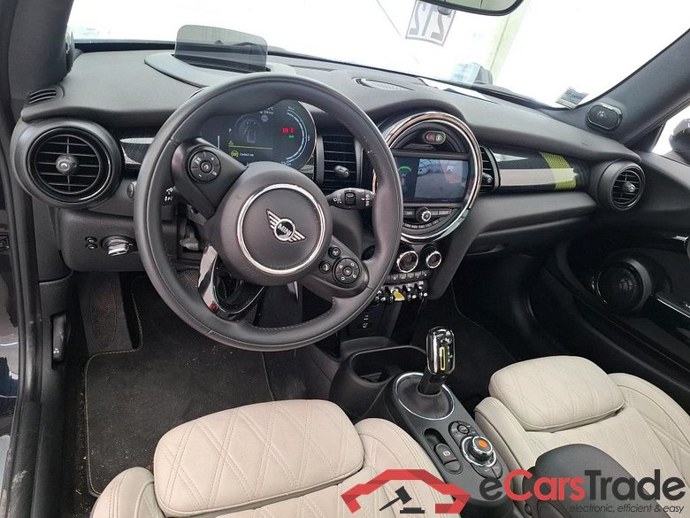 MINI Mini / 2014 / 3P / Berline Cooper SE Finition Yours 184 ch BVA #6