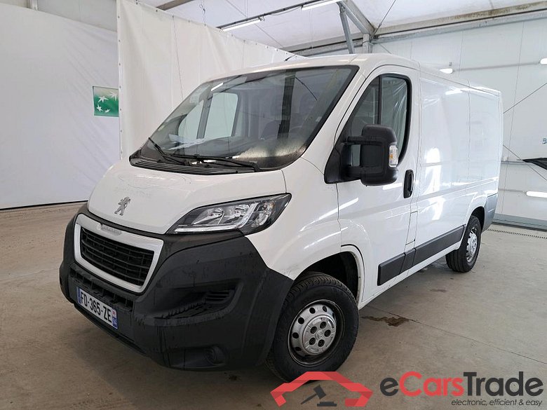 PEUGEOT Boxer VU 4p Fourgon BLUEHDI 110 PREMIUM 330 L1H1 #1