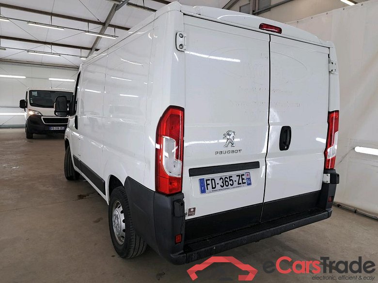 PEUGEOT Boxer VU 4p Fourgon BLUEHDI 110 PREMIUM 330 L1H1 #2