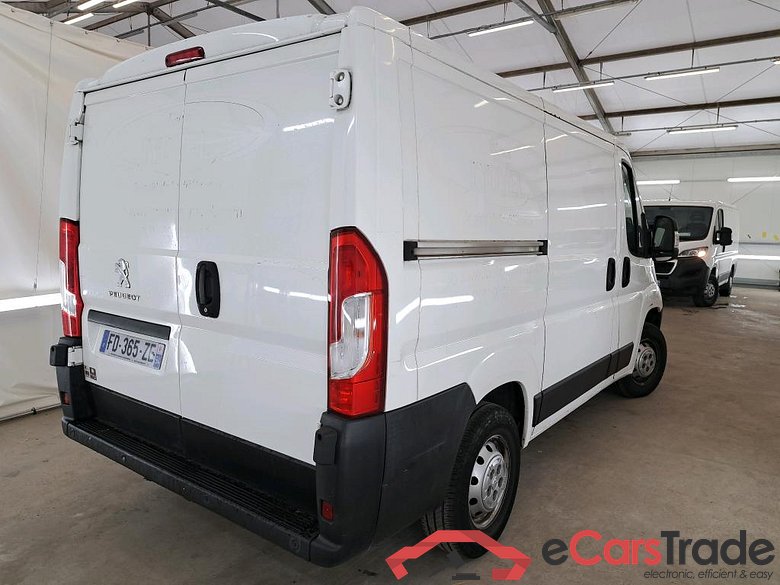 PEUGEOT Boxer VU 4p Fourgon BLUEHDI 110 PREMIUM 330 L1H1 #3