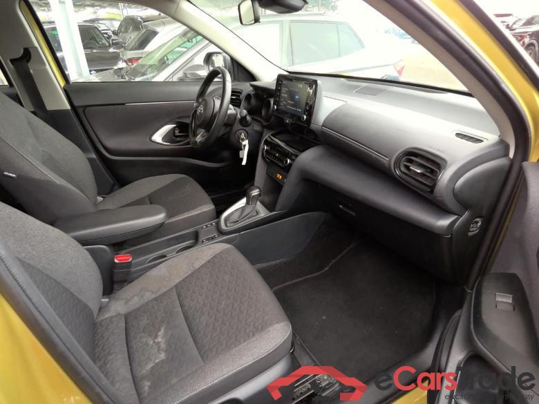 YARIS CROSS HY 116H MY 22 RSK #5