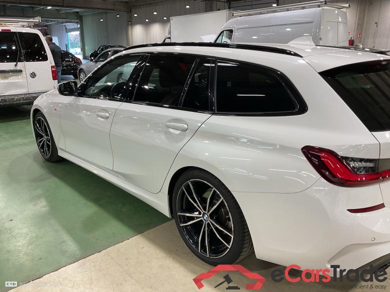 BMW 3 TOURING - 2019 318iA OPF Model M Sport #3