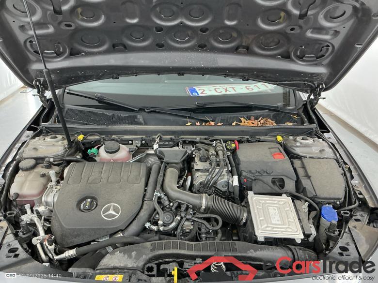 MERCEDES-BENZ A-CLASS 1.3 A 250 E AMG LINE DCT #6 MERCEDES-BENZ A-CLASS 1.3 A 250 E AMG LINE DCT #6