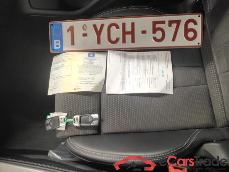 Audi A5 Sportback 40 TDI Quattro S tr Bus Ed Edition One 5d #4