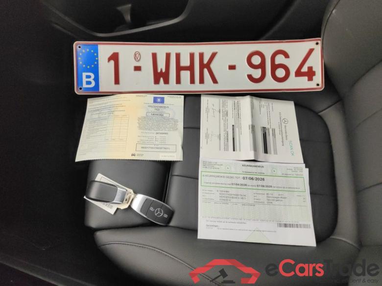 Mercedes-Benz A-Klasse A 180 d DCT Launch Edition 5d #4