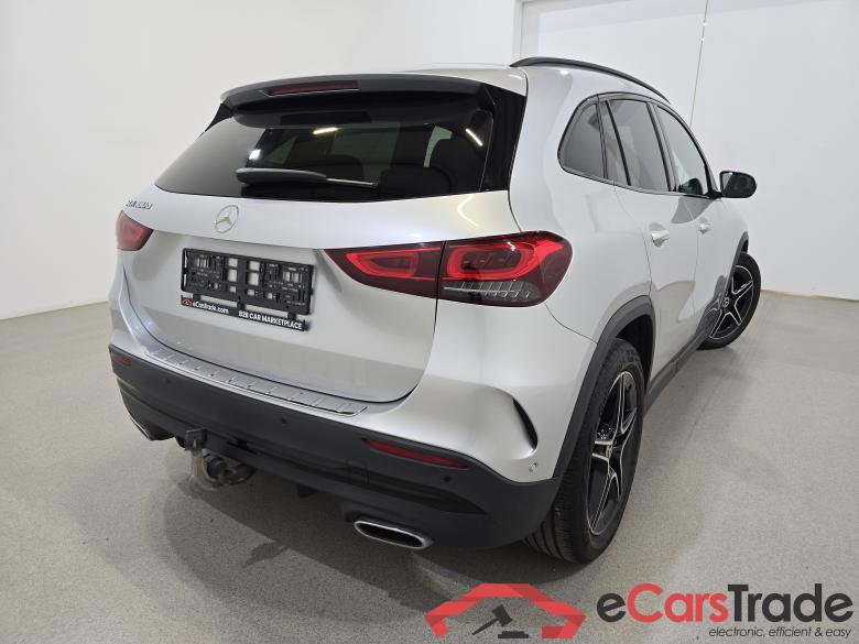 Mercedes GLA 180d AMG Night Aut. LED-Xenon Widescreen Ambient Navi 1/2 Sport-Leather-Alcantara KeylessGo Camera Klima PDC ... #4