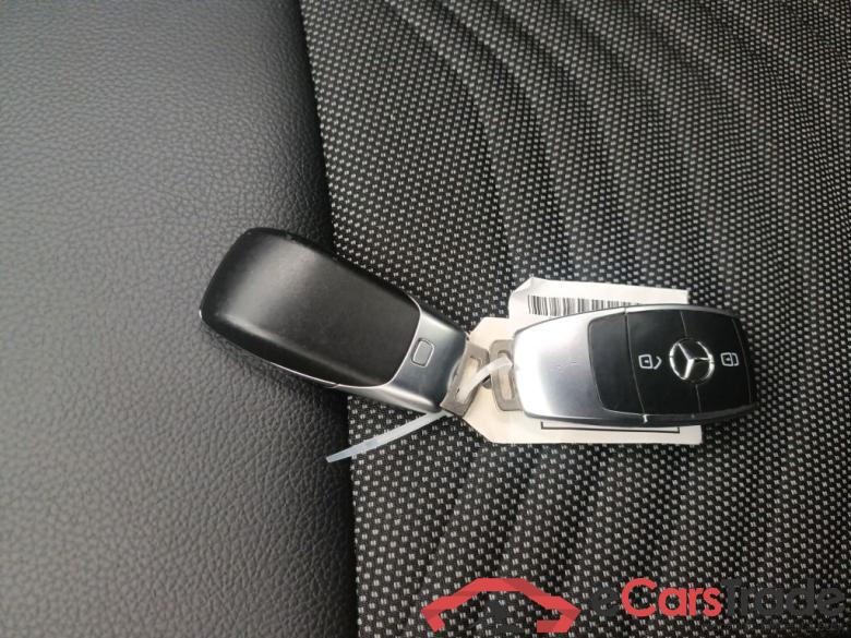 MERCEDES CLASSE GLA DIESEL - 2020 GLA 200 d 150 business Solution 5d Auto #4