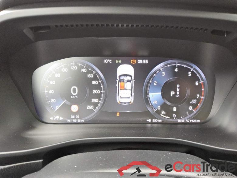 Volvo XC40 (2017->) DE - SUV5 B4 2WD EU6d, Inscription (EURO 6d), 2020 - 2022 #6