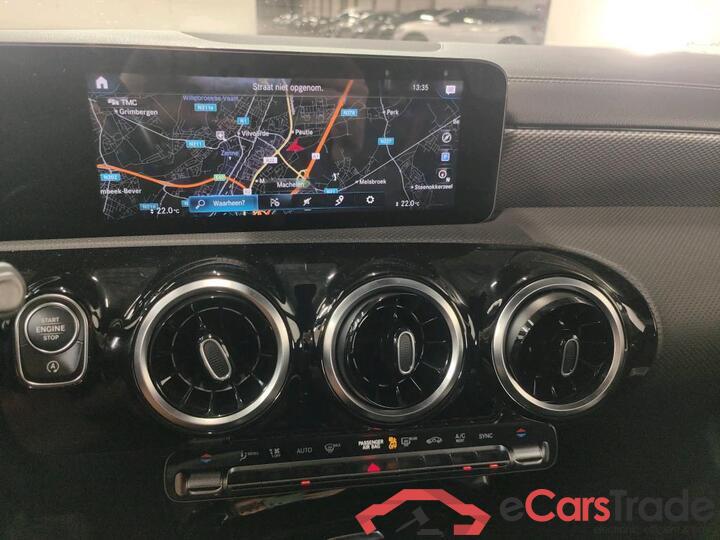 Mercedes CLA 180d SB Aut. LED-Xenon Widescreen Navi 1/2 Sport-Leather KeylessGo Camera Klima PDC ... #6