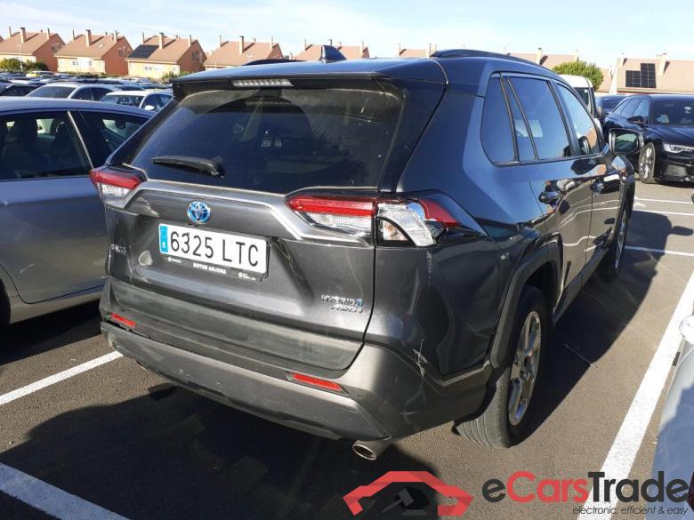 TOYOTA Rav4 / 2018 / 5P / todoterreno 2.5l 220H Advance 4WD #2