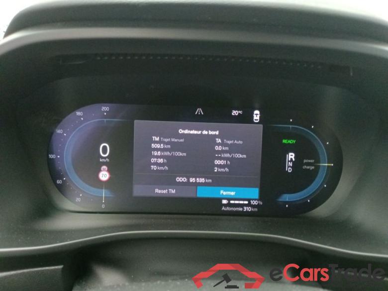 VOLVO E-XC40 - 2022 69 kWh 231hp FWD Recharge Plus 5d #6