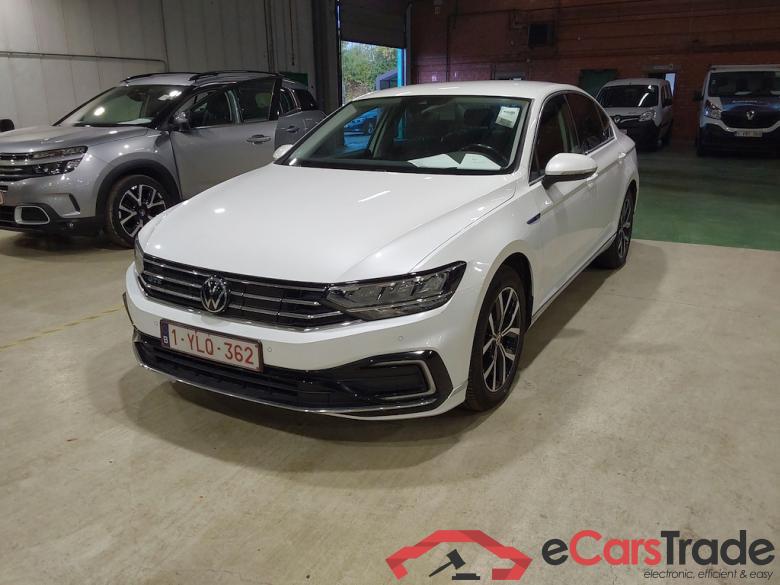 VOLKSWAGEN PASSAT GTE - 2020 1.4 TSI PHEV GTE DSG #1