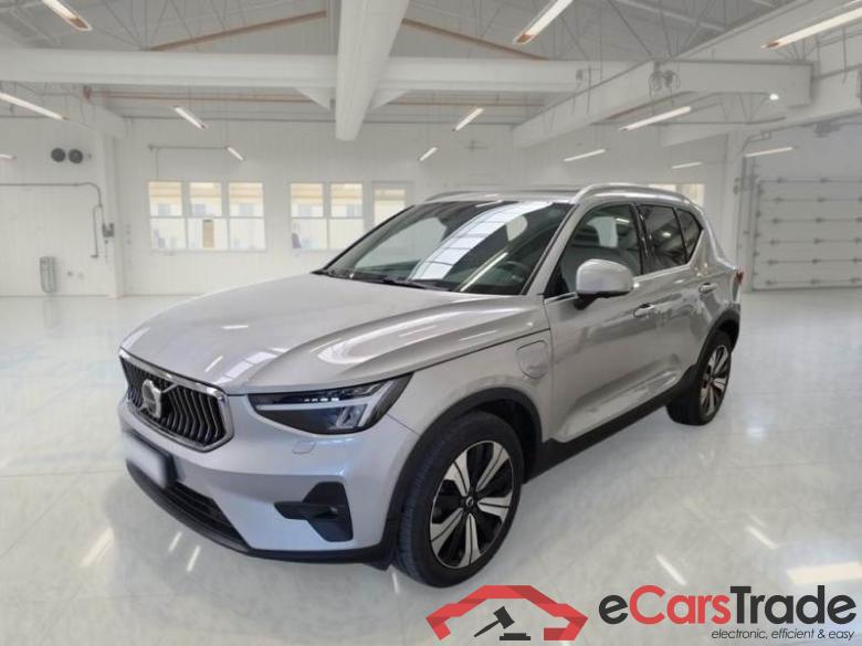 VOLVO XC40 / 2021 / 5P / SUV T5 RECHARGE PLUG-IN AUTO ULTIMATE BRIGHT #1