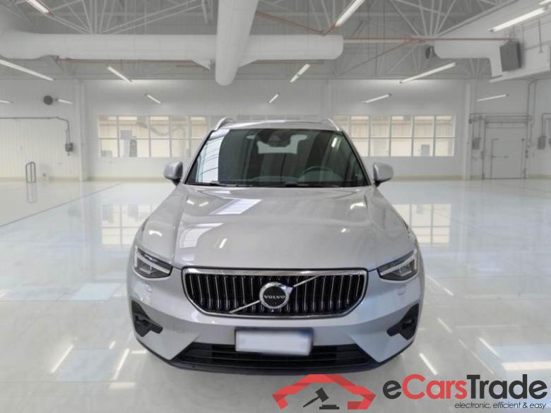 VOLVO XC40 / 2021 / 5P / SUV T5 RECHARGE PLUG-IN AUTO ULTIMATE BRIGHT #6