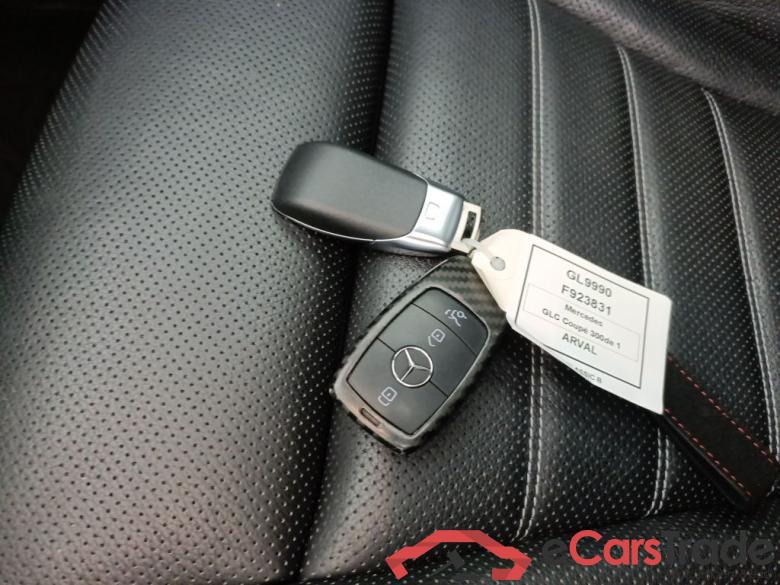 MERCEDES CLASSE GLC COUPE DIESEL (C253) - 2019 GLC 300 de 316 (194+122)  4-Matic (EU6.2) 5d Auto #4