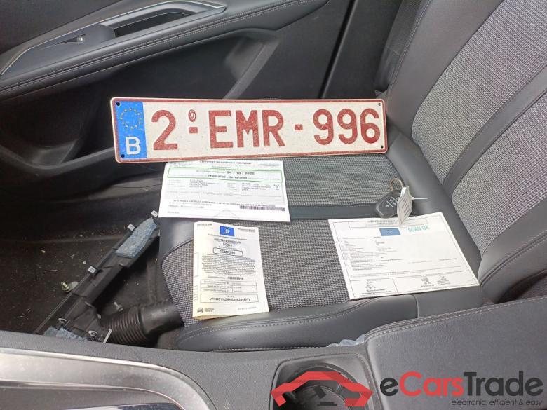 Peugeot 5008 1.5 BlueHDi 96kW S&S EAT8 Allure 5d ! technical issues !! #4