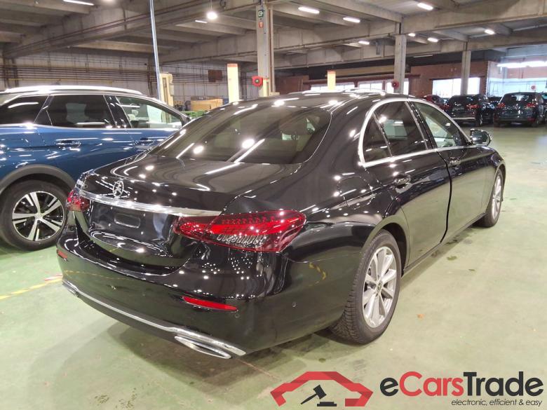 MERCEDES-BENZ E-CLASS BERLINE 1.6 E 200 D BUSINESS SOLUTION AUTO #4