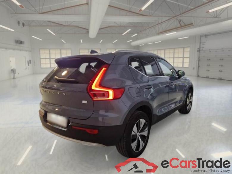 VOLVO XC40 / 2021 / 5P / SUV T5 RECHARGE PLUG-IN AUTO CORE #2