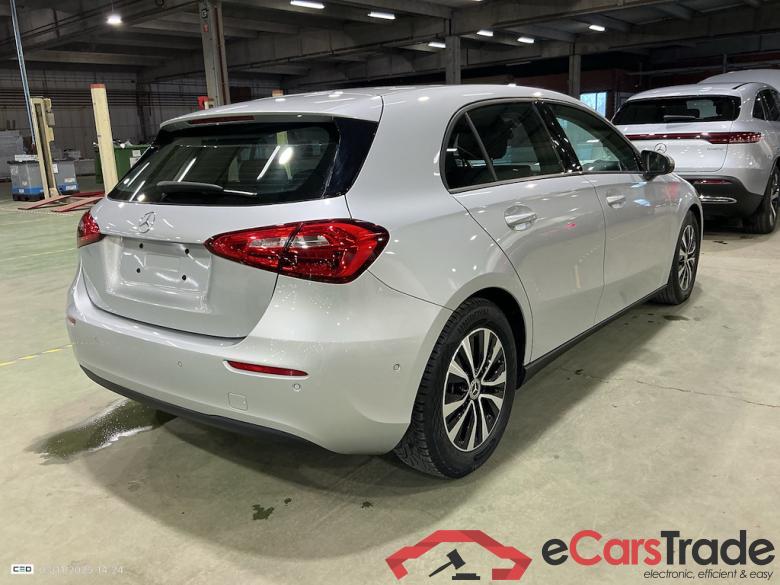 MERCEDES-BENZ A-CLASS 2.0 A 180 D BUSINESS SOLUTION ESSENTIAL #4