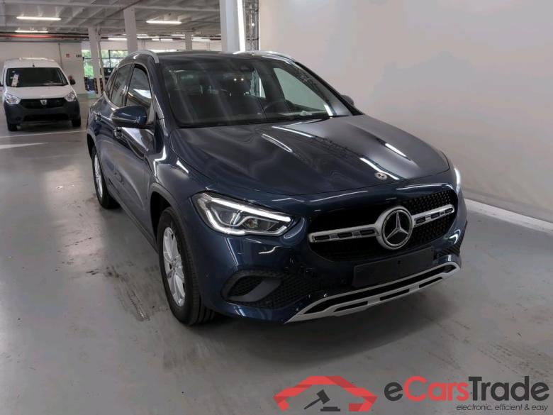 MERCEDES-BENZ GLA 1.3 GLA 250 E DCT BUSINESS LINE #2