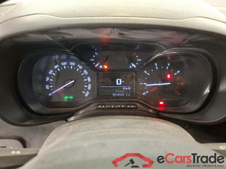 CITROEN Berlingo / 2018 / 4P / Fourgonnette M 650kg BlueHDi 75 S&S BVM Club #6