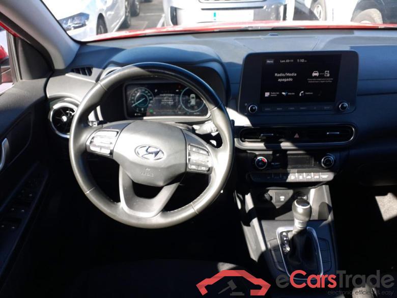 HYUNDAI Kona / 2020 / 5P / todoterreno 1.6 GDI HEV Maxx DCT #3