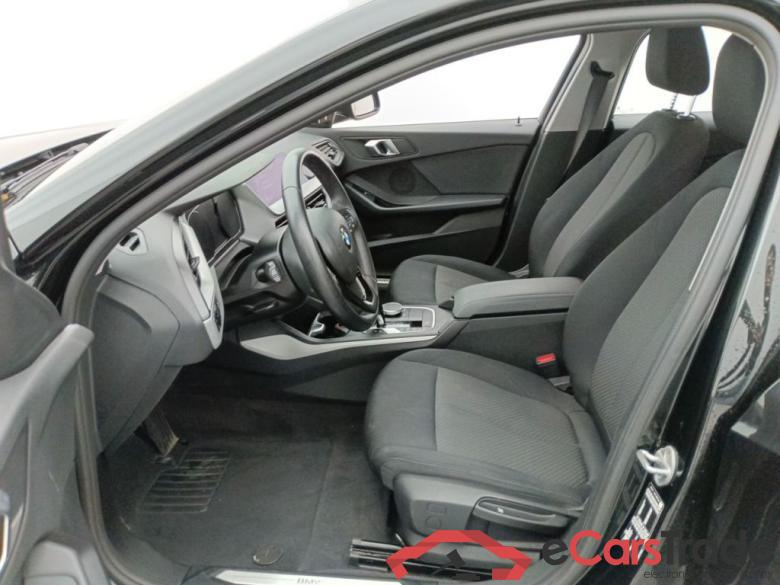 BMW 1 Reeks Hatch 116iA (80 kW) 5d #3