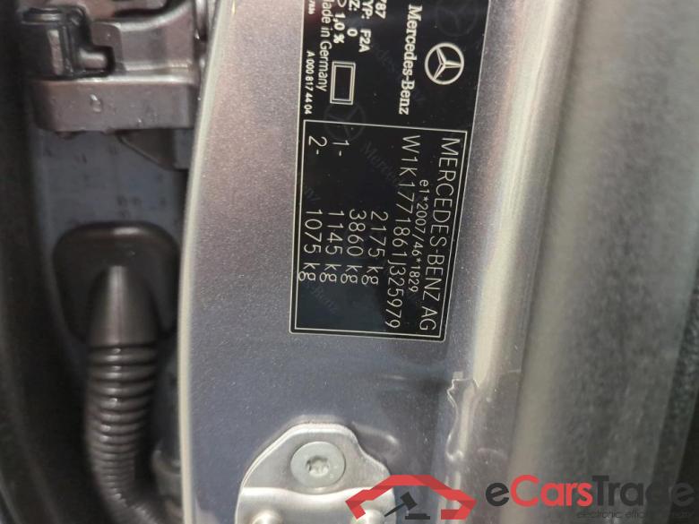 Mercedes-Benz A-Klasse Limousine A 250 e 8G-DCT Business Sol AMG Limited 4d #6