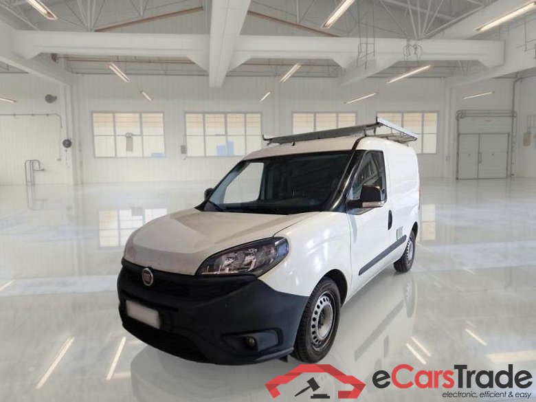 FIAT DOBLÒ CARGO / 2014 / 4P / VETT. FURGONATA CH1 BUSINESS 1.6 MJET 120CV E6D-F SeS #1