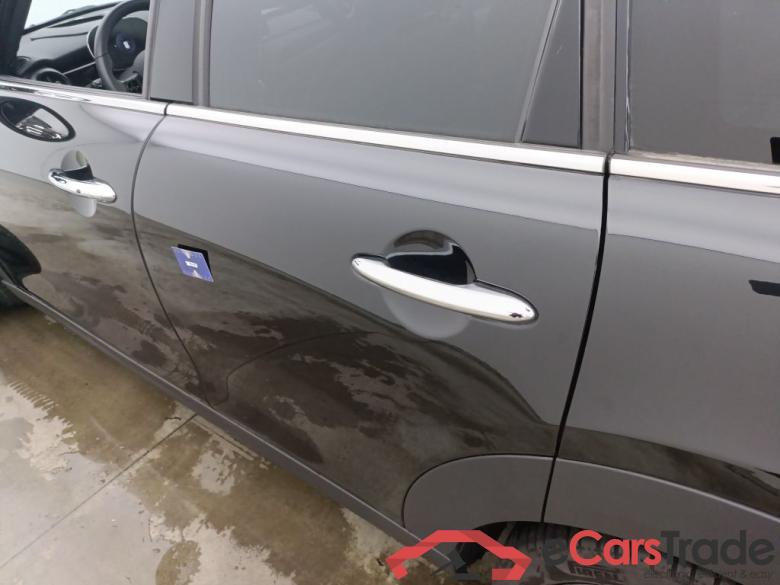 Mini 5 door Cooper (100 kW) 5d #1