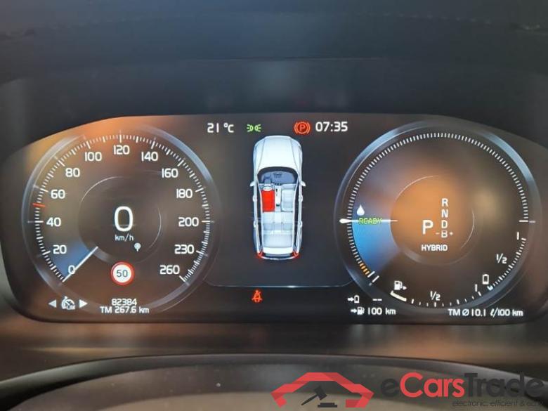 VOLVO V60 / 2019 / 5P / STATION WAGON T6 PLUG-IN AWD AUTOM.INSCR.EXPR. #4