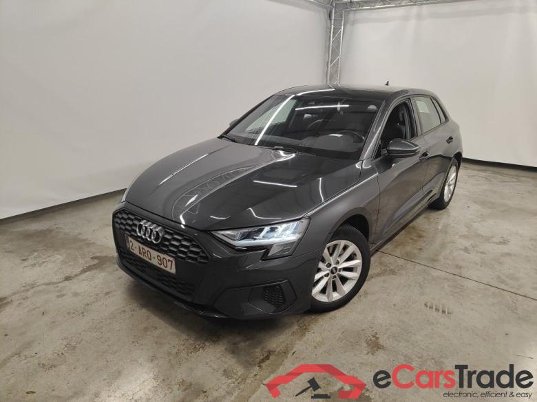 Audi A3 Sportback 2.0 30 TDi 85kW S tronic Business Ed. 5d #1