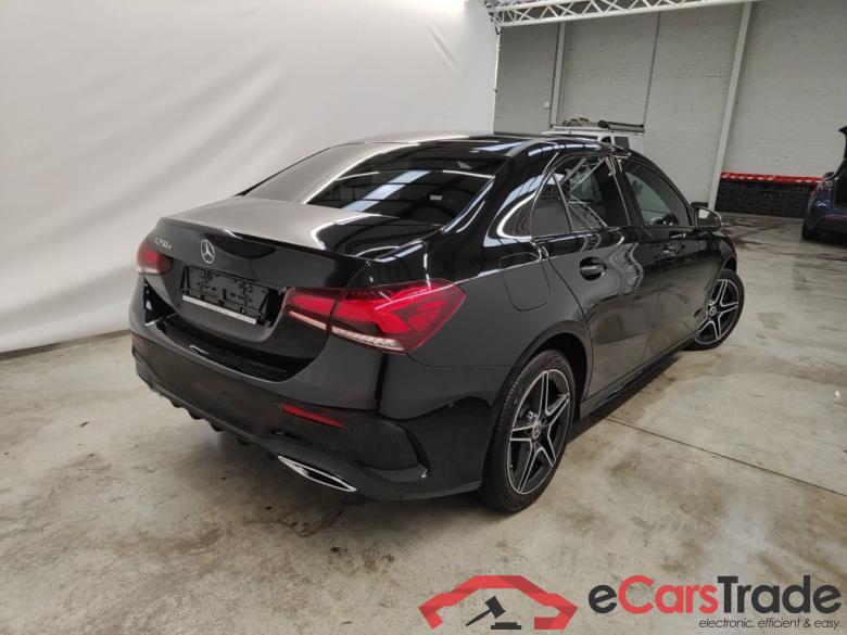 Mercedes-Benz A-Klasse Limousine A 250e Business Solution 4d #2