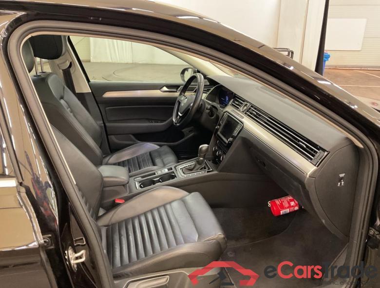 VOLKSWAGEN Passat SW Passat Highline 1.4 TSI ACT BlueMotion Technology 110 kW (150 ch) 7 vitesses DSG #5