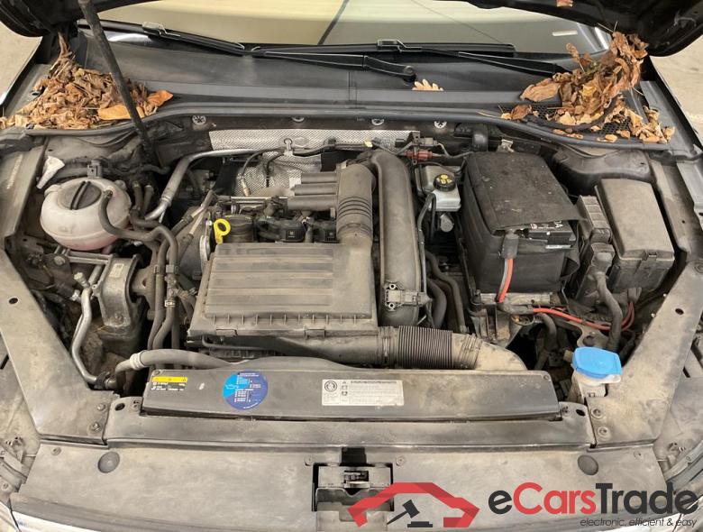 VOLKSWAGEN Passat SW Passat Highline 1.4 TSI ACT BlueMotion Technology 110 kW (150 ch) 7 vitesses DSG #6