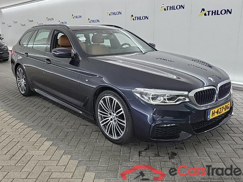 BMW 5-serie Touring 520iA 5D 135kW #2