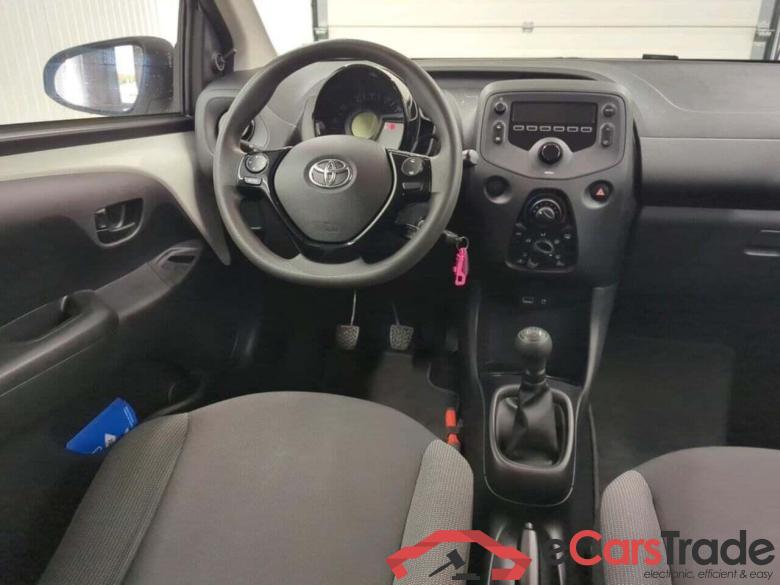 TOYOTA Aygo 1.0 VVT-i x-fun #3