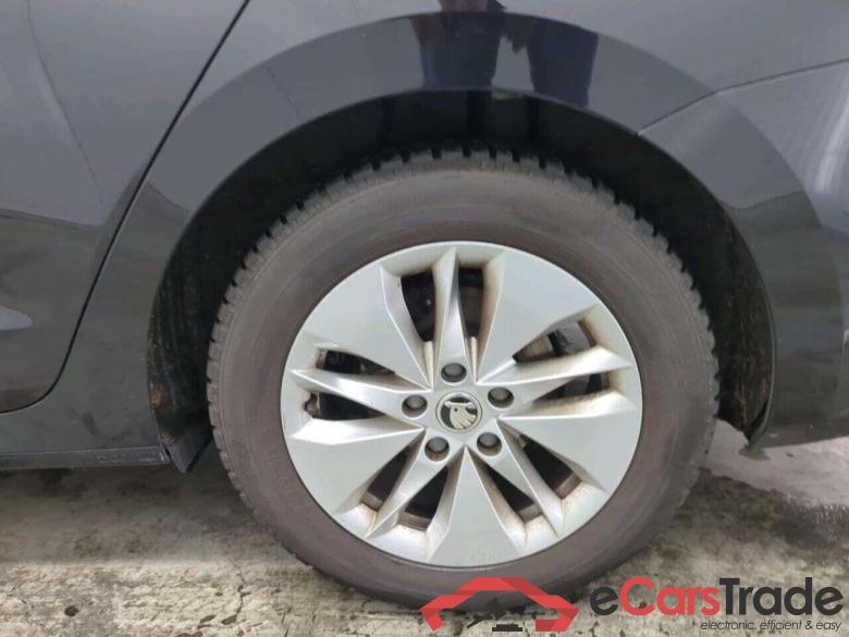 SKODA Octavia Combi 1.0 TSI Bns Edition #5