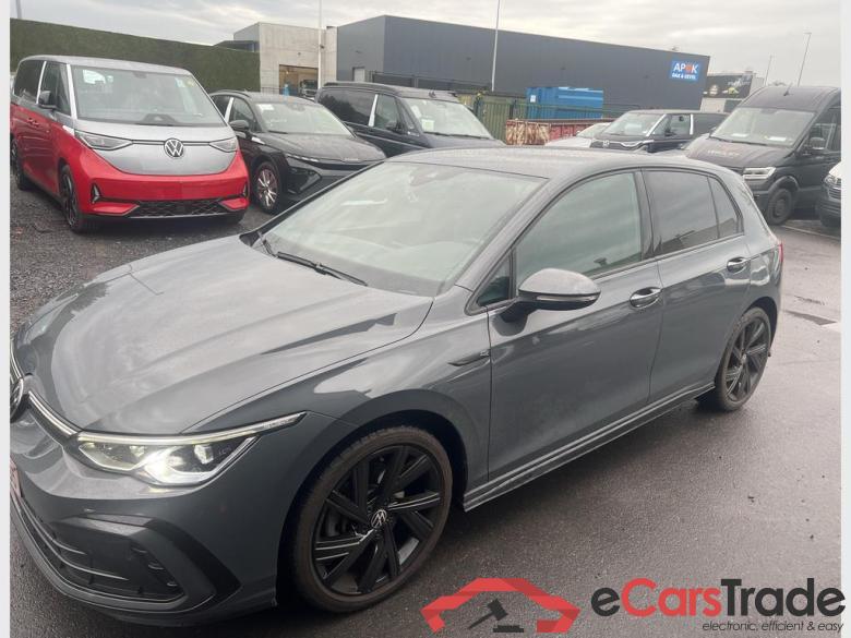 VOLKSWAGEN Golf VIII Golf R-Line Business Premium 1.5 TSI 96 kW (130 ch) 6 vitesses manuel #1