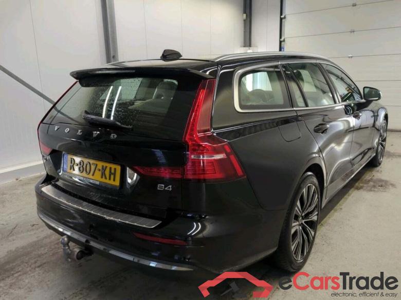 VOLVO V60 2.0 B4 Ulti. Bright #2