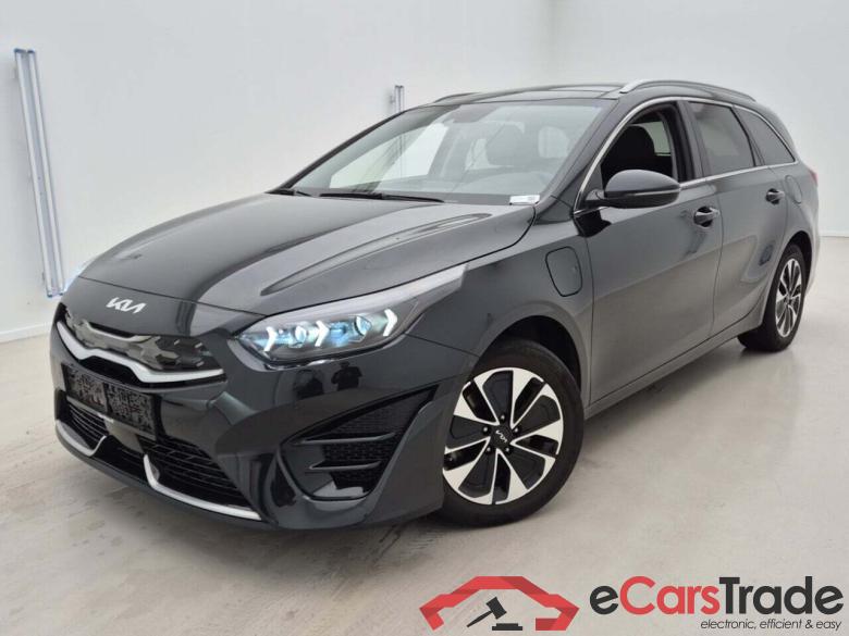 KIA CEED SPORTSWAGON 1.6 GDI PHEV BUSINESS LINE DCT #1