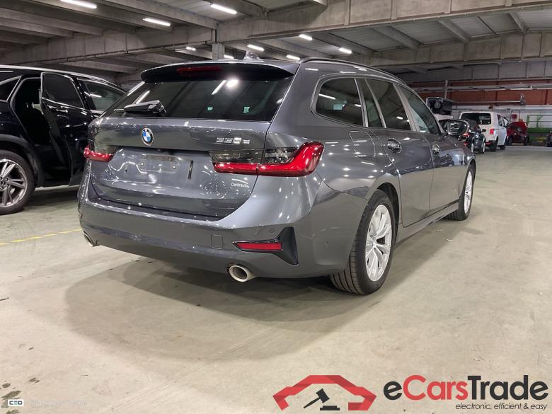 BMW 3 TOURING - 2019 330eA PHEV #4