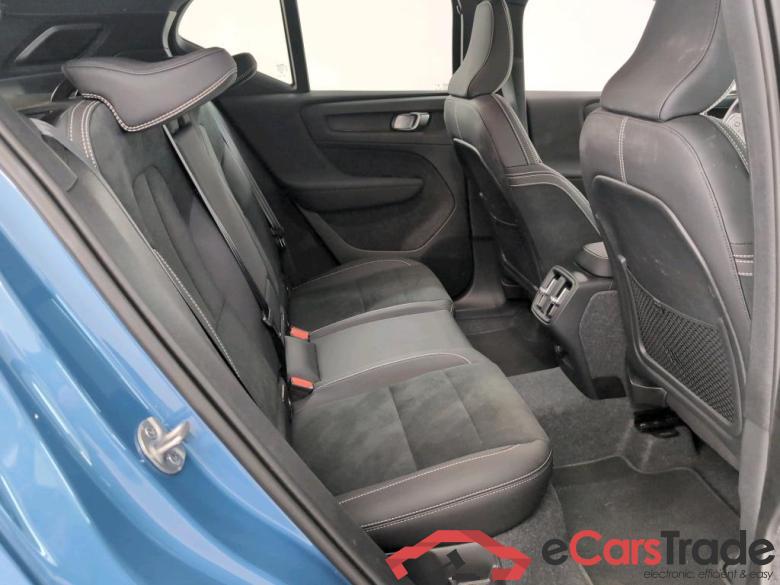 VOLVO XC40 1.5 T2 PLUS DARK DESIGN AUTO #6