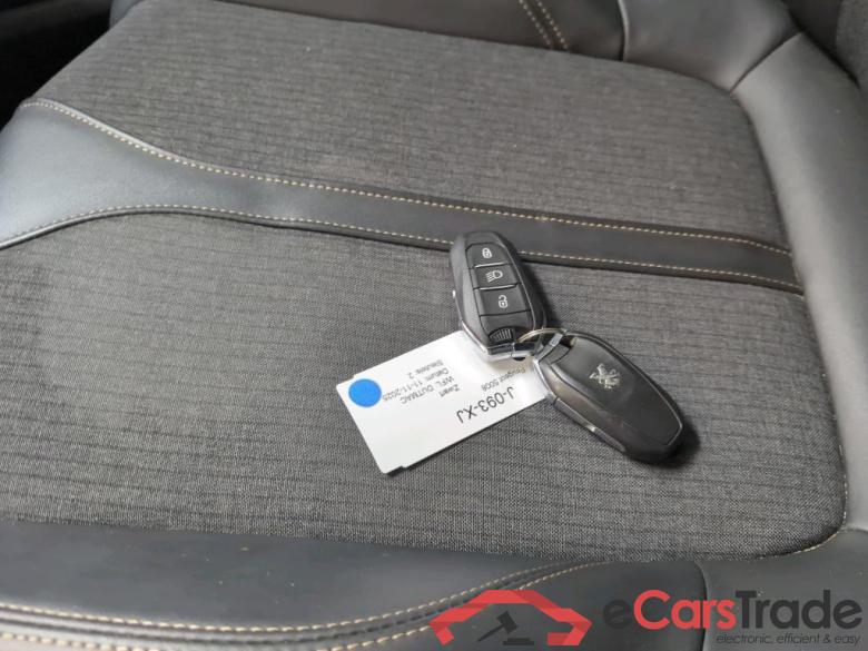 PEUGEOT 5008 96 kW #6