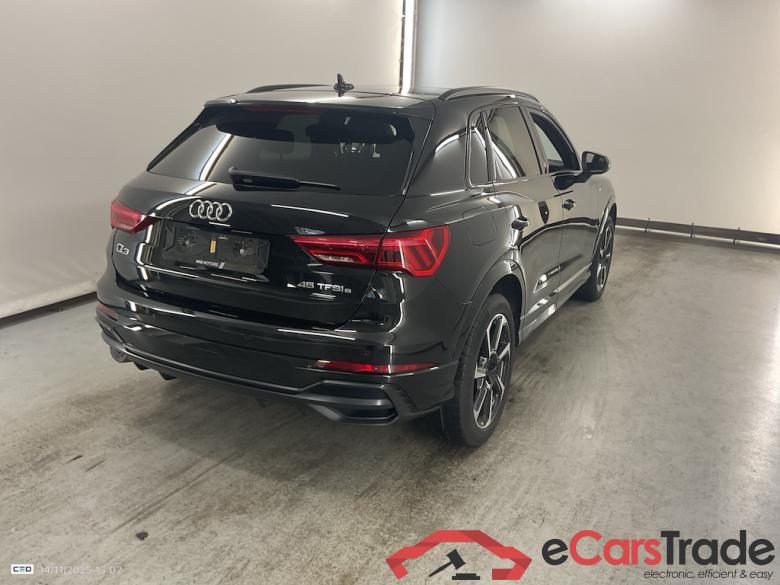 AUDI Q3 1.4 45 TFSI E S TRONIC S LINE #4