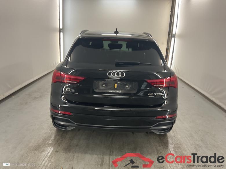 AUDI Q3 1.4 45 TFSI E S TRONIC S LINE #5